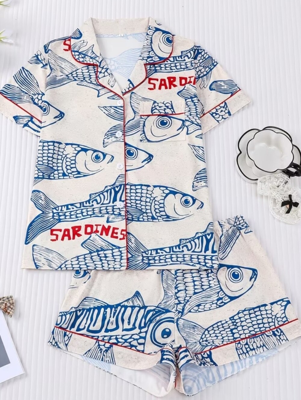 2pcs Fun Ocean-themed Sardine Print Pajama Set for Women - Short Sleeve and Shor